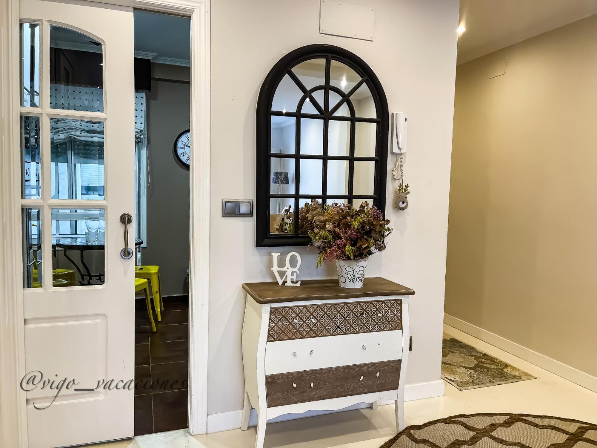 Acogedor Piso Familiar Travesia Apartment Vigo Ngoại thất bức ảnh