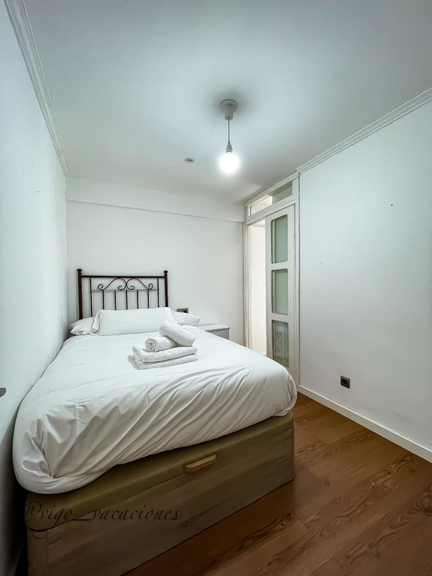 Acogedor Piso Familiar Travesia Apartment Vigo Ngoại thất bức ảnh