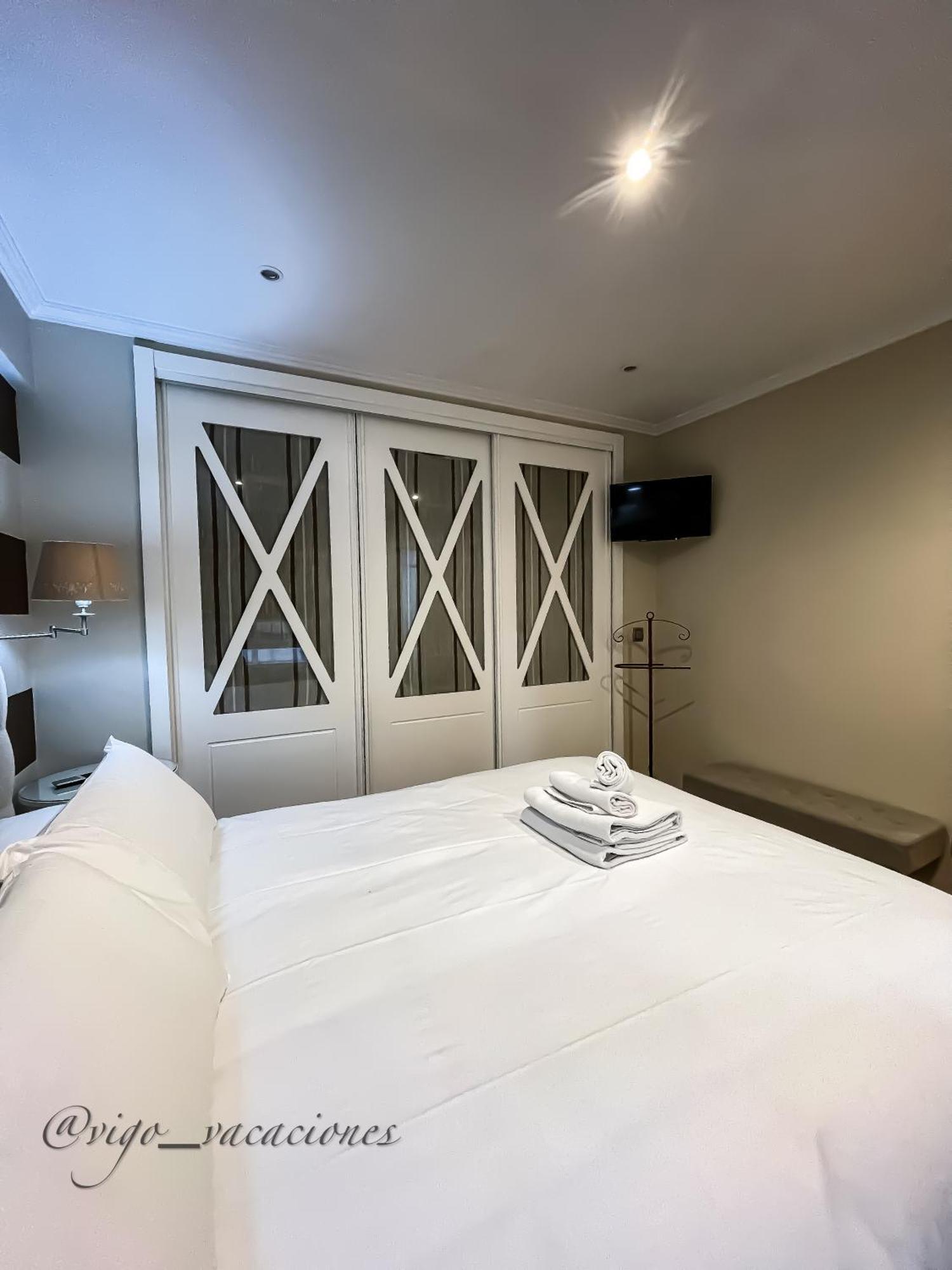 Acogedor Piso Familiar Travesia Apartment Vigo Ngoại thất bức ảnh