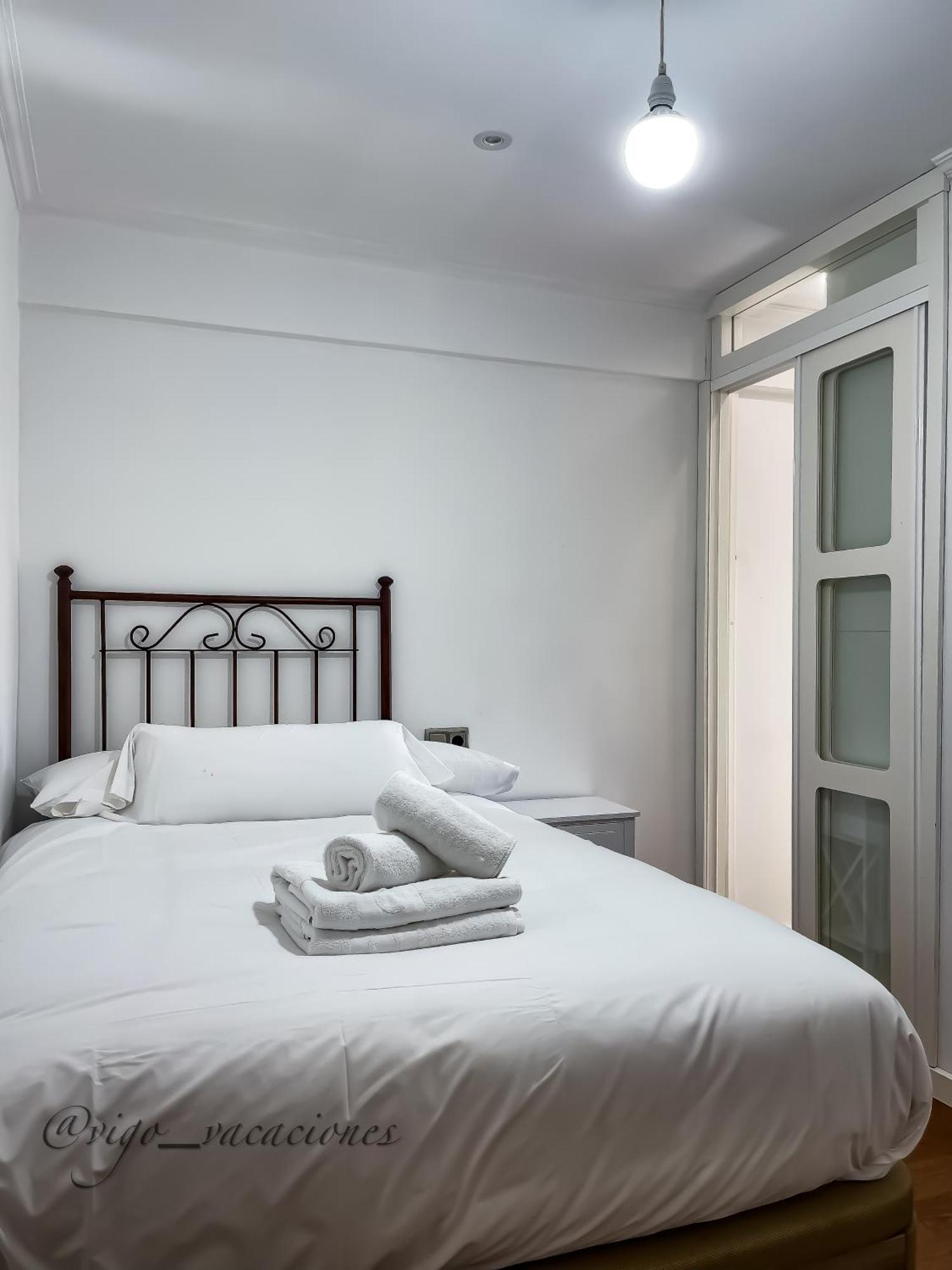 Acogedor Piso Familiar Travesia Apartment Vigo Ngoại thất bức ảnh